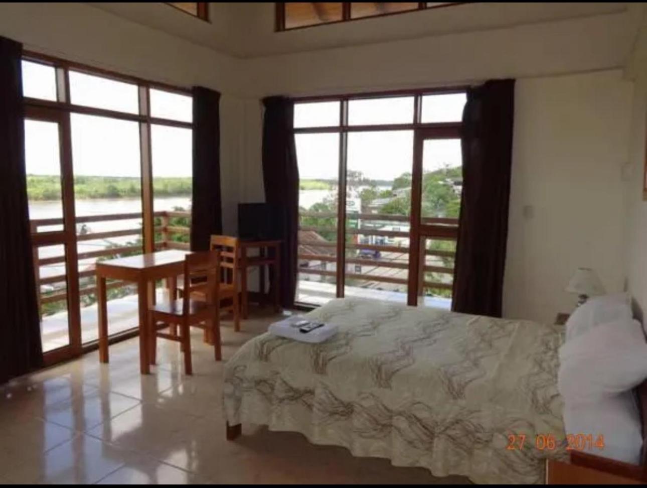 Hostal El Puerto Yurimaguas Εξωτερικό φωτογραφία