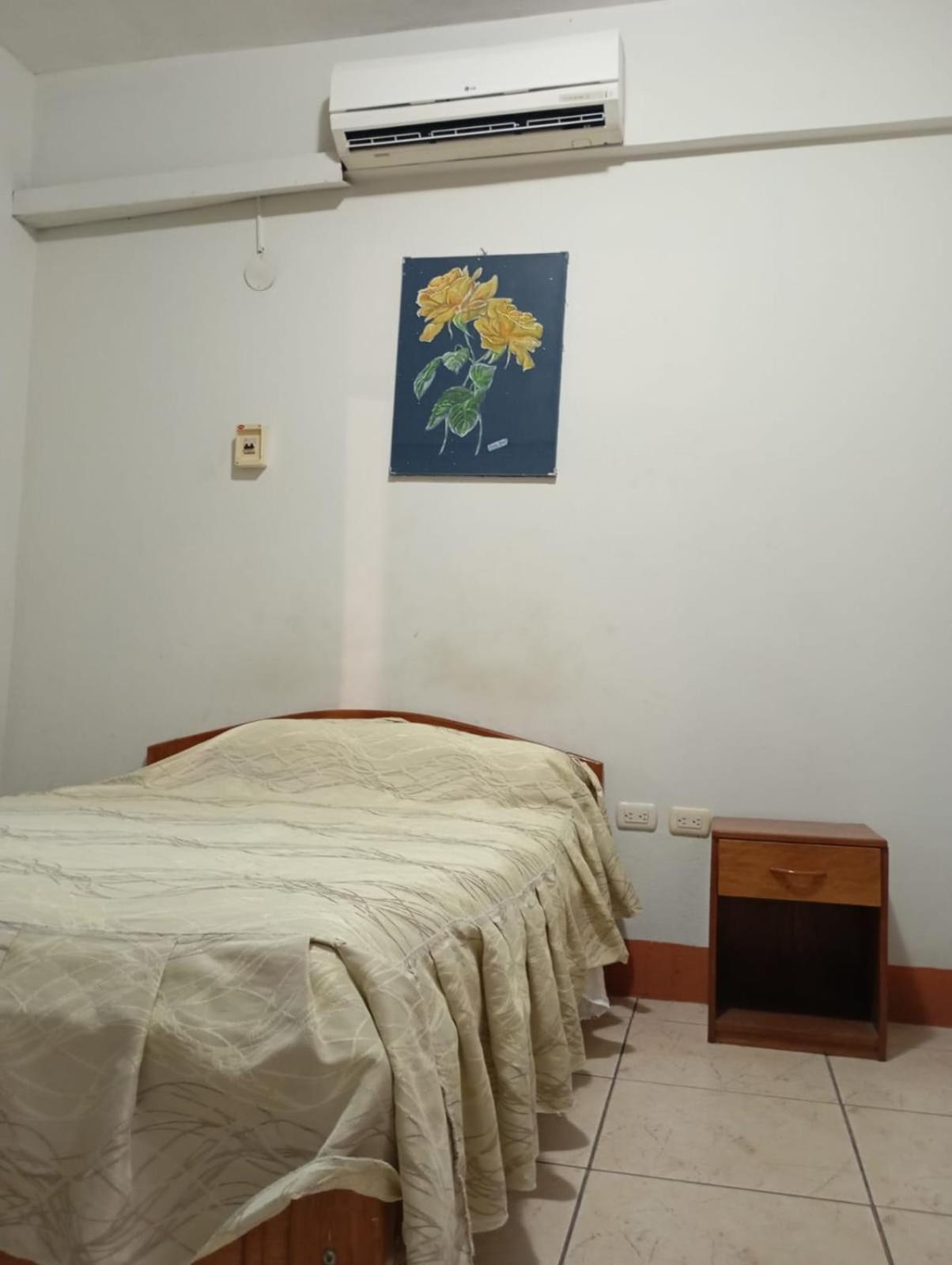 Hostal El Puerto Yurimaguas Εξωτερικό φωτογραφία