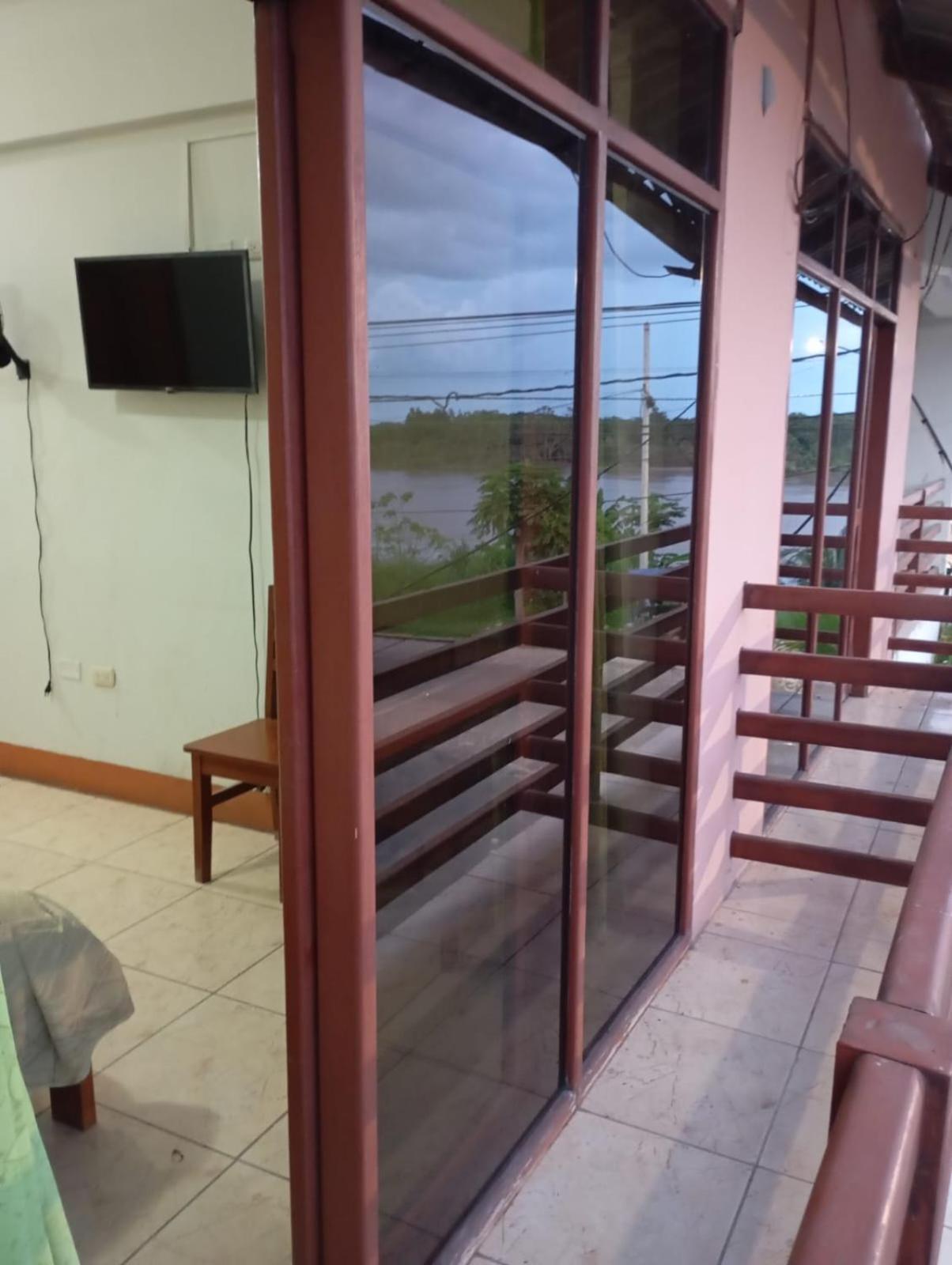 Hostal El Puerto Yurimaguas Εξωτερικό φωτογραφία
